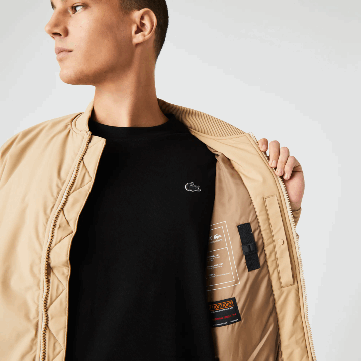 bež 02s 6H4B1243 muškarci Lacoste izolirana podstavljena bomber jakna