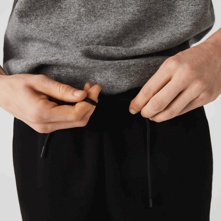 crna 031 6H4B1459 muškarci Lacoste trenirke s otisnutim trakama