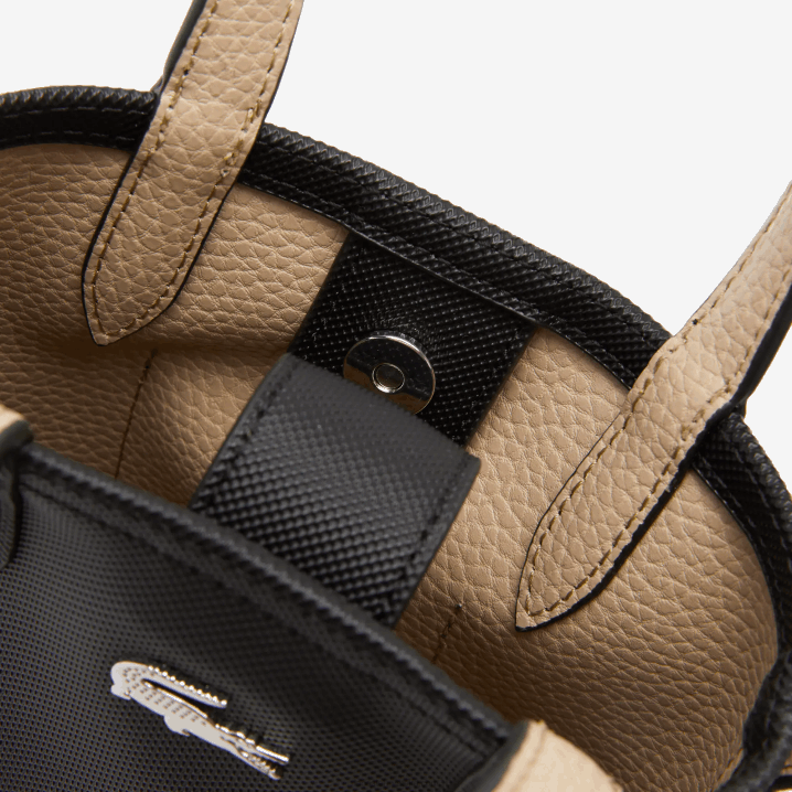 crna krema a91 6H4B2871 žene Lacoste anna signature petit pique reverzibilna torba za rame